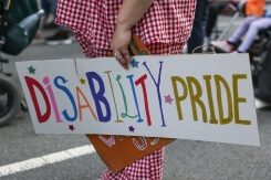 Aux Etats-Unis, la 'colère' des personnes autistes face à la rhétorique de Trump