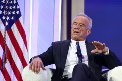 La principale agence sanitaire américaine relaie une fausse théorie sur les vaccins