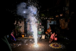 New Delhi recouverte d'une chape de pollution après Diwali