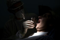 Des pays s'accordent pour interdire le mercure dans les plombages dentaires d'ici 2034