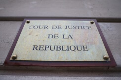Gestion du Covid-19: non-lieu pour trois ex-membres du gouvernement, dont Edouard Philippe