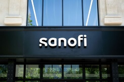 Sanofi rachète un spécialiste des vaccins contre l'hépatite B, confirme le rejet d'un médicament phare aux USA