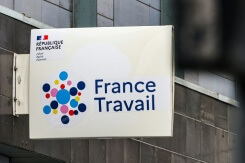 Chez France Travail, des psychologues face à la tâche immense de panser les blessures de travail