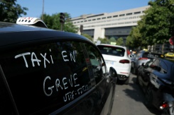 Colère des taxis: le gouvernement va étudier leurs propositions